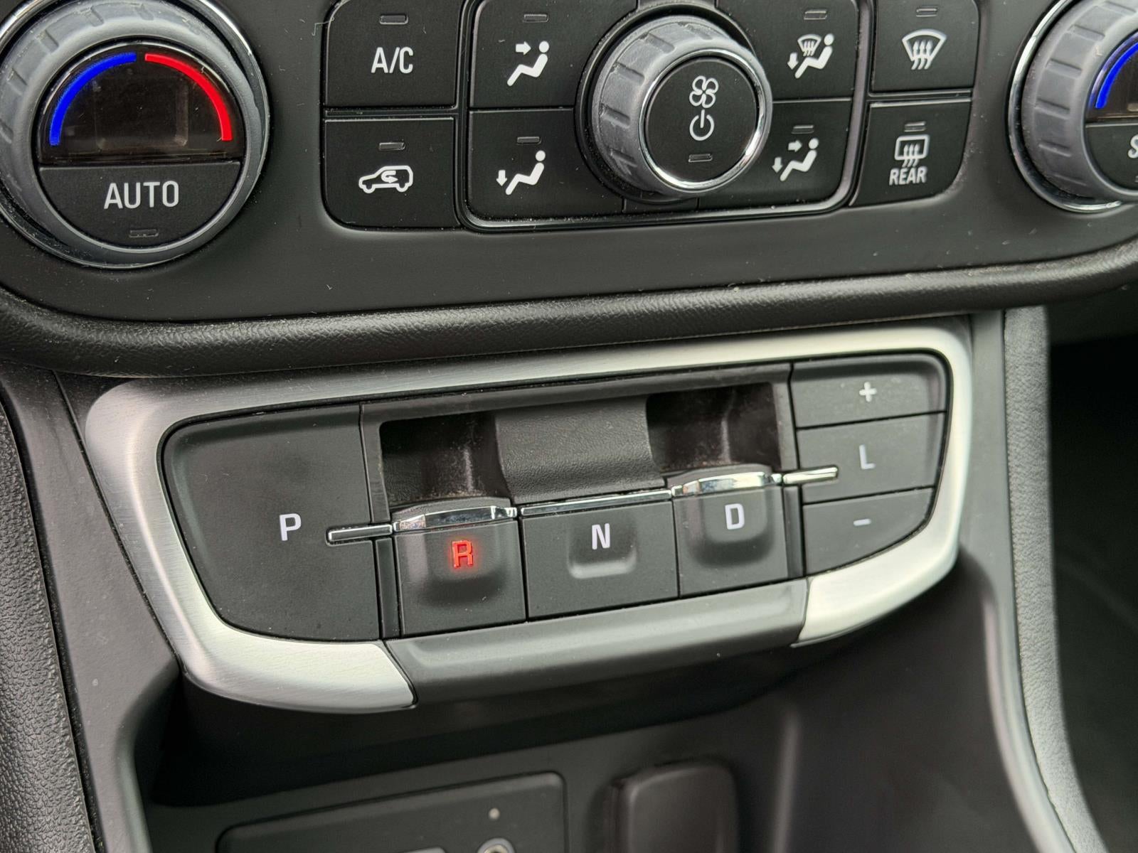 2023 GMC Terrain AWD SLE