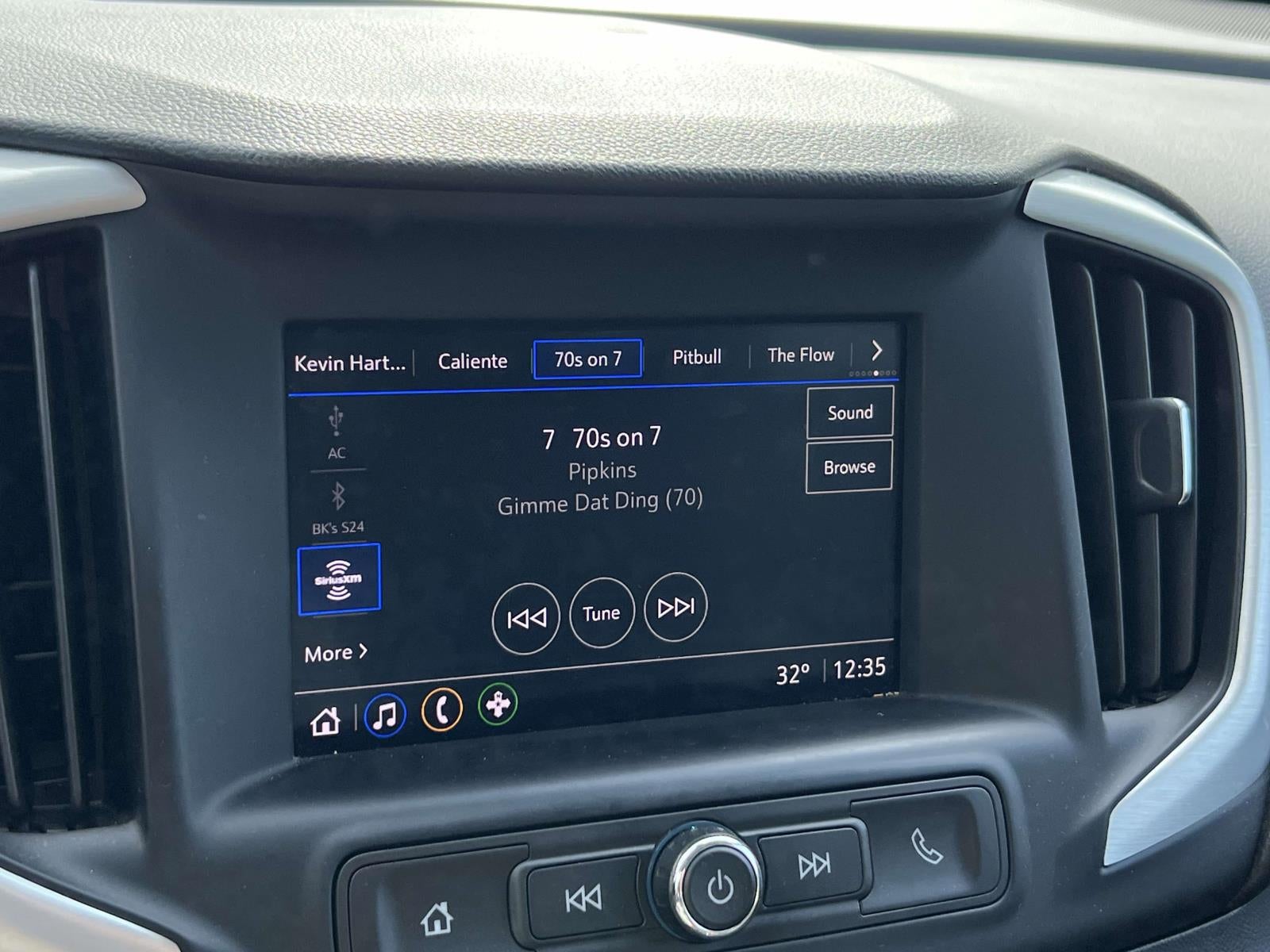 2022 GMC Terrain AWD SLE