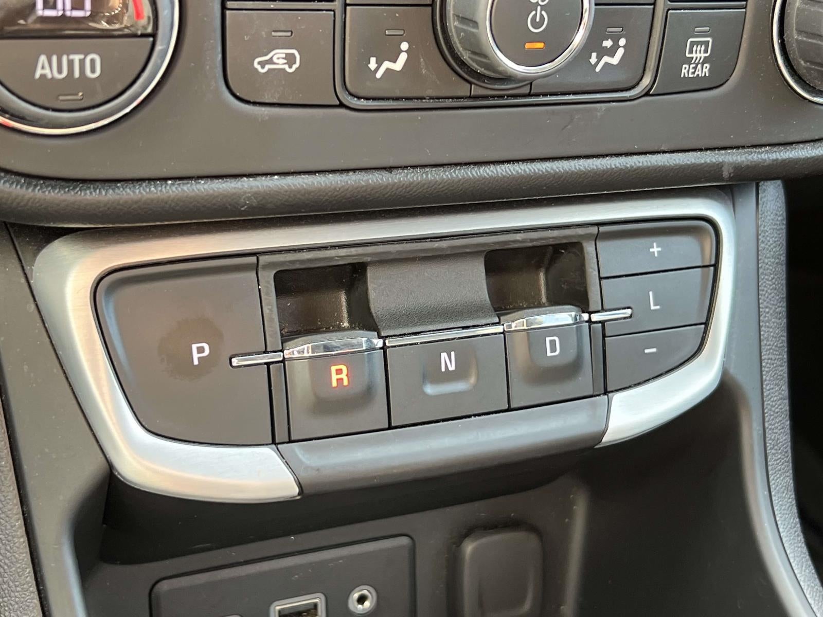 2022 GMC Terrain AWD SLE