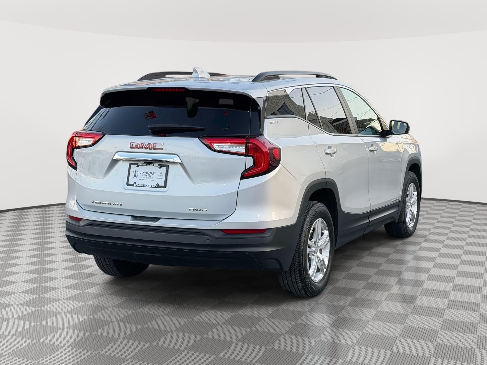 2022 GMC Terrain AWD SLE