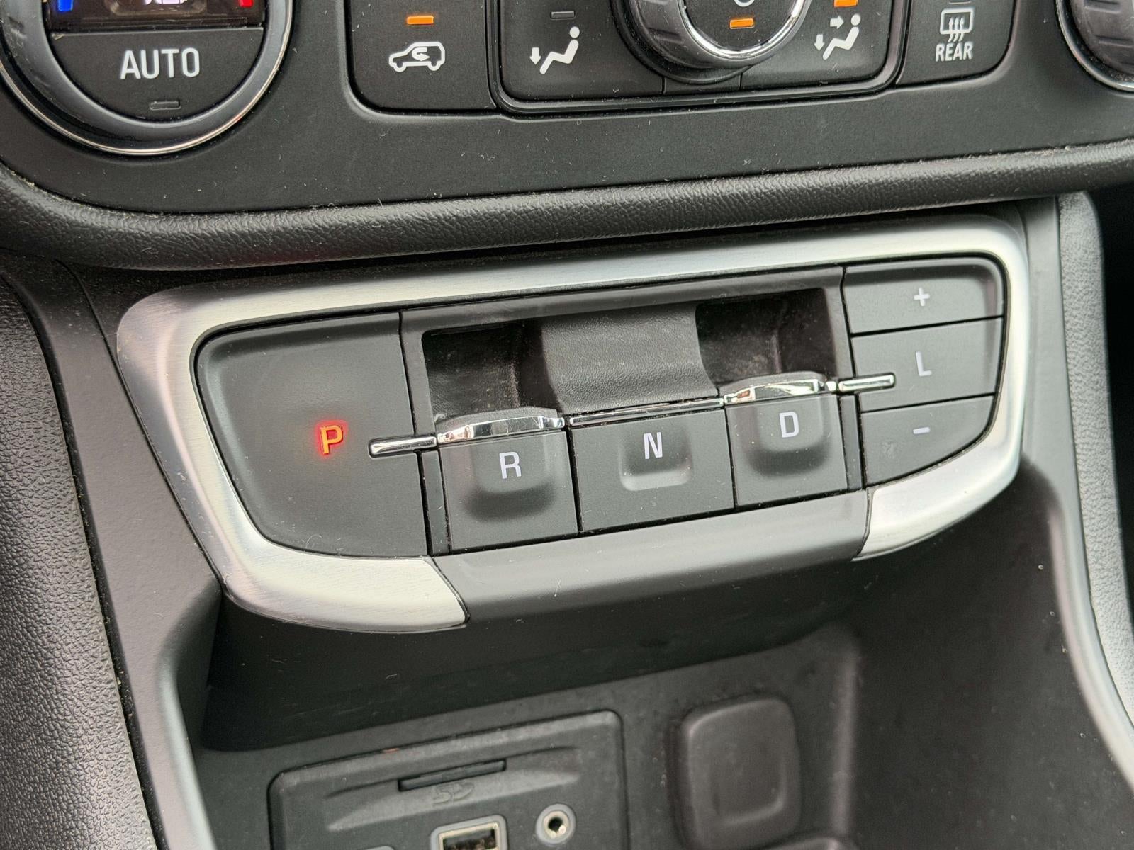 2022 GMC Terrain AWD SLE