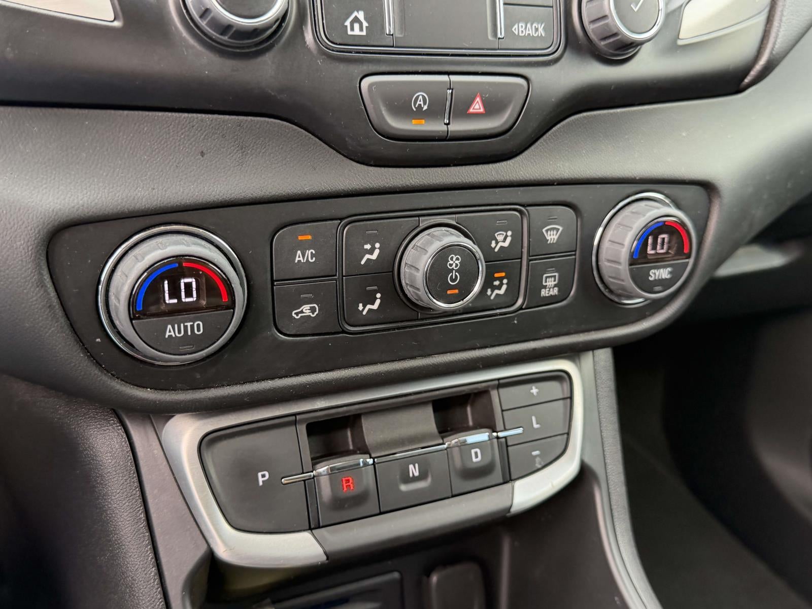 2023 GMC Terrain AWD SLT
