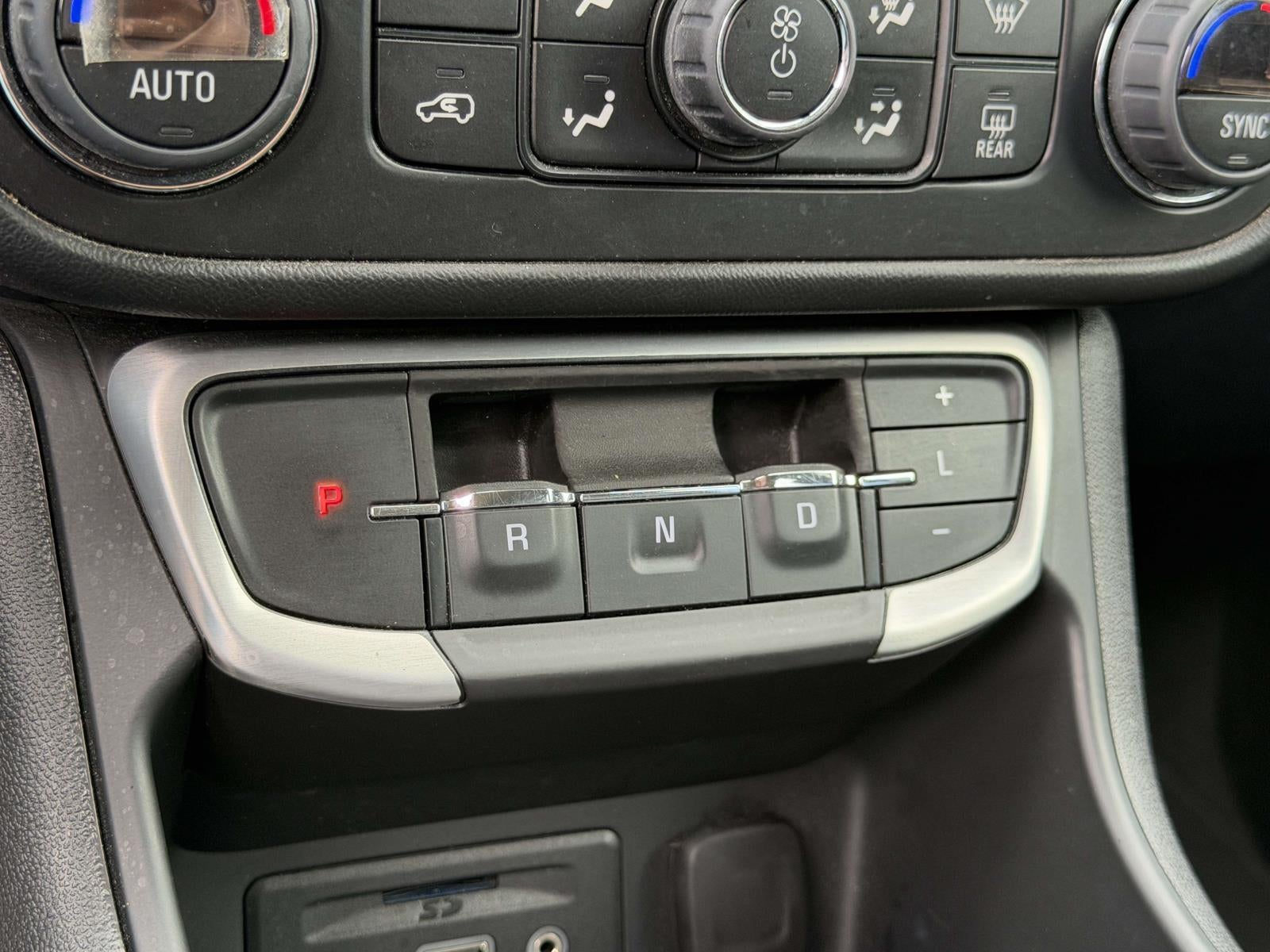 2023 GMC Terrain AWD SLT