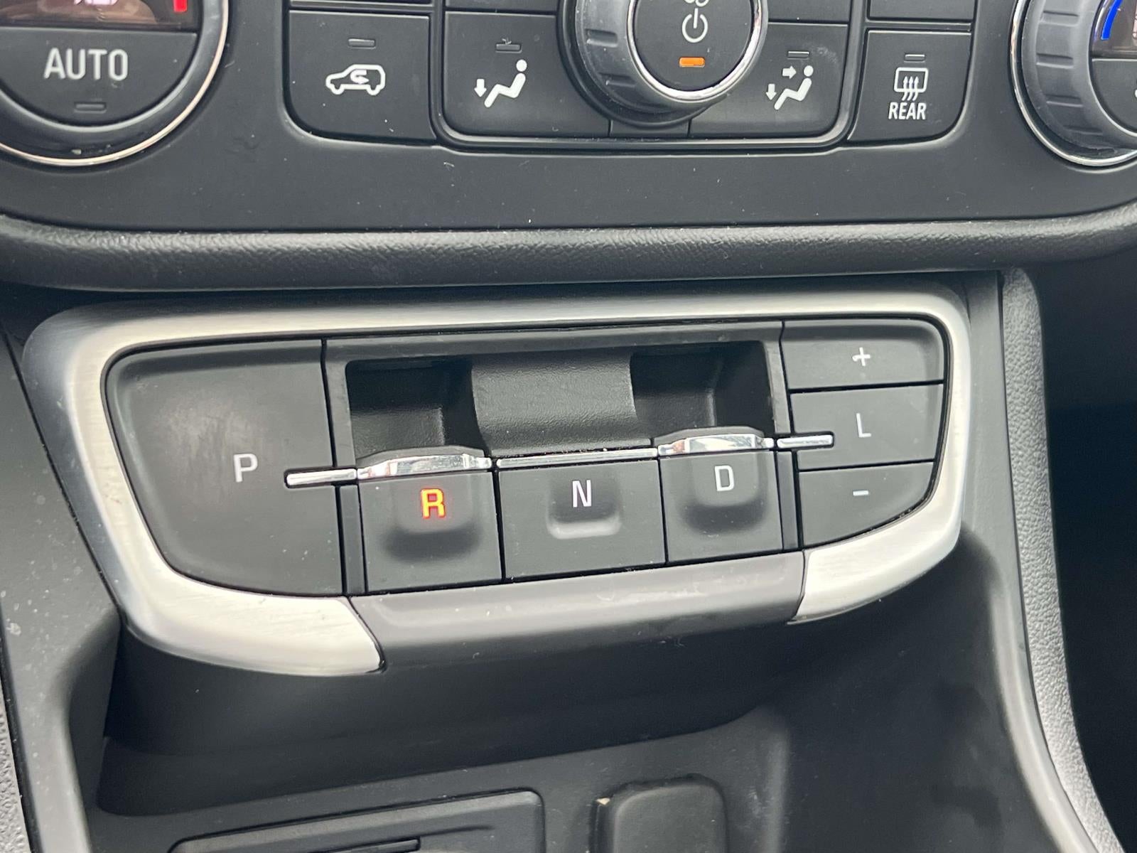 2023 GMC Terrain AWD SLT