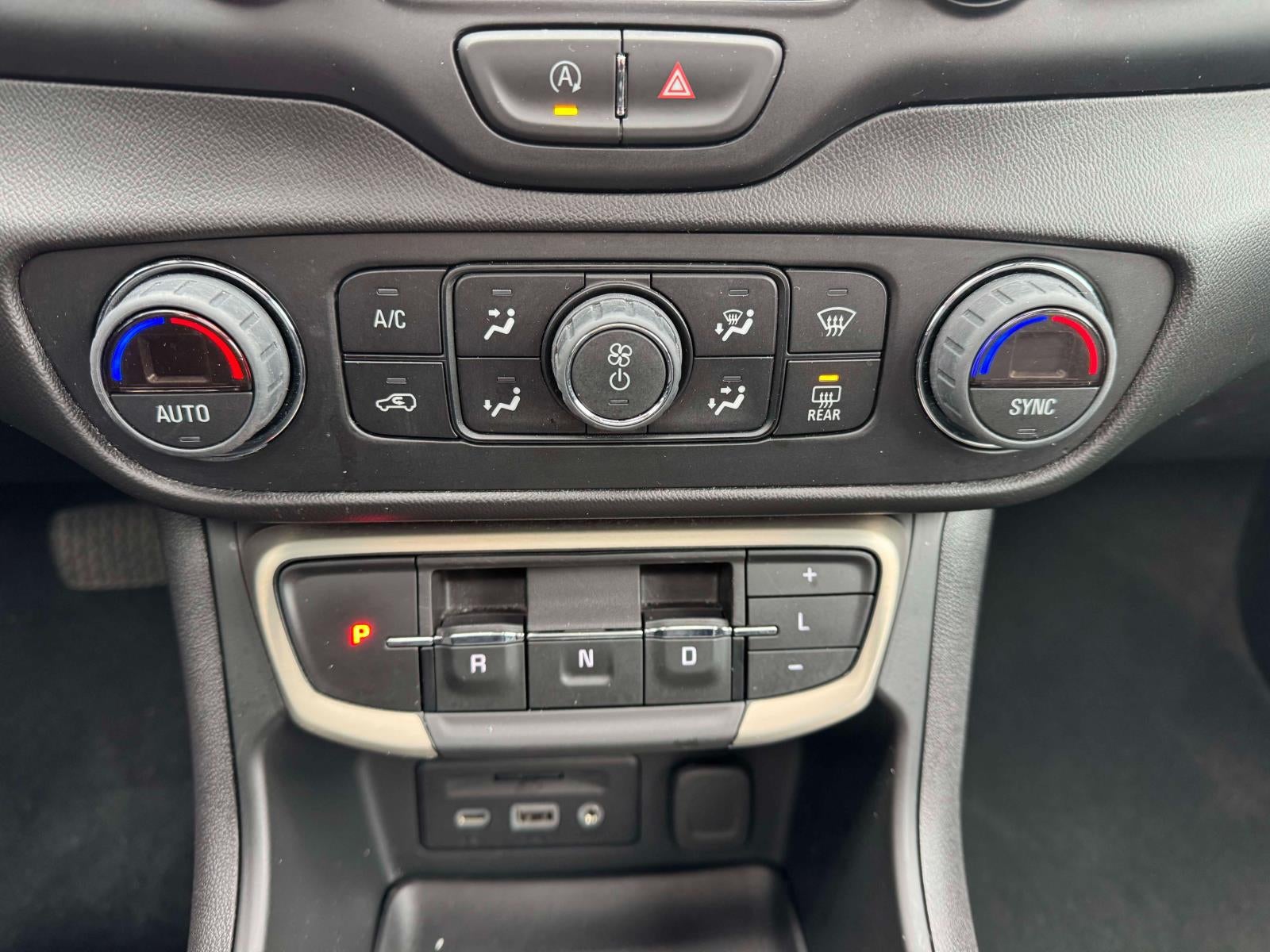 2022 GMC Terrain AWD Denali