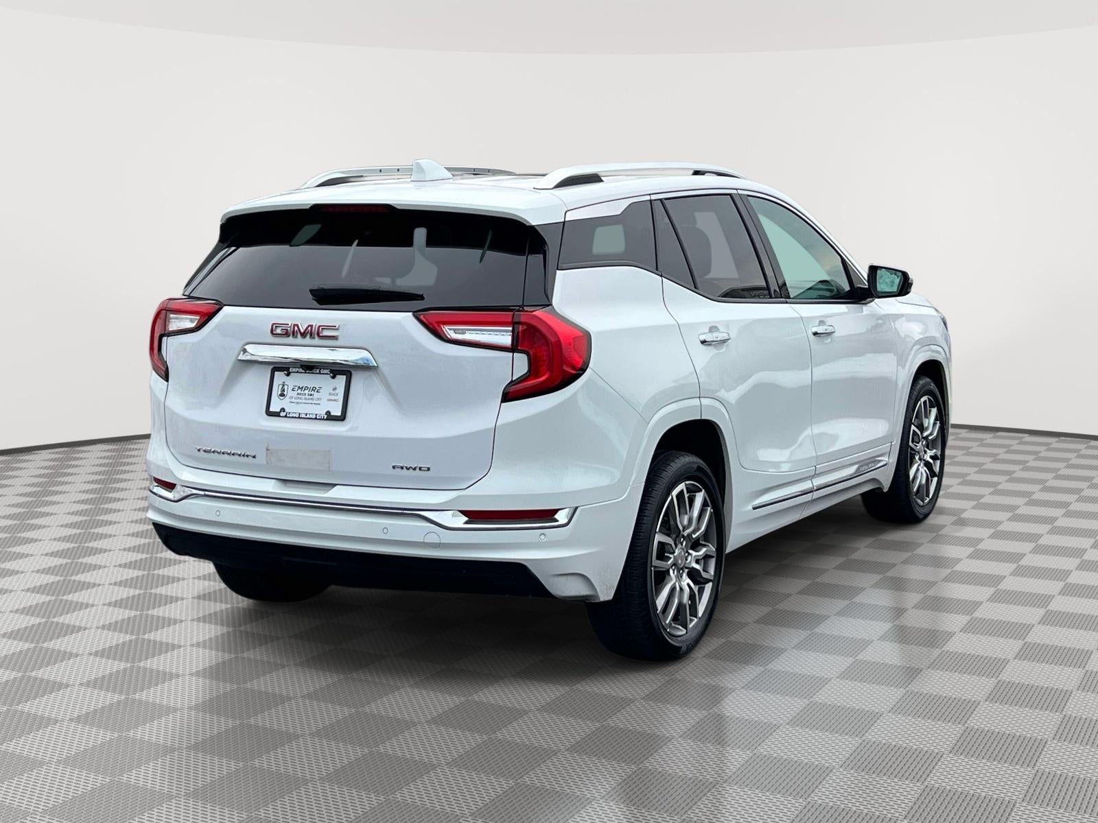 2022 GMC Terrain AWD Denali