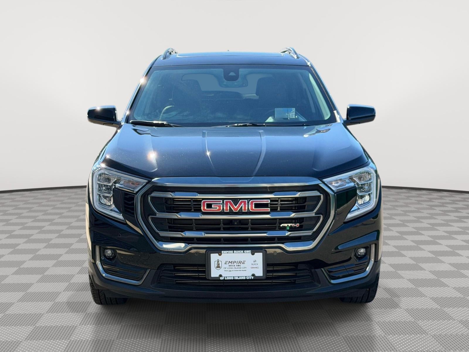 2024 GMC Terrain AWD AT4