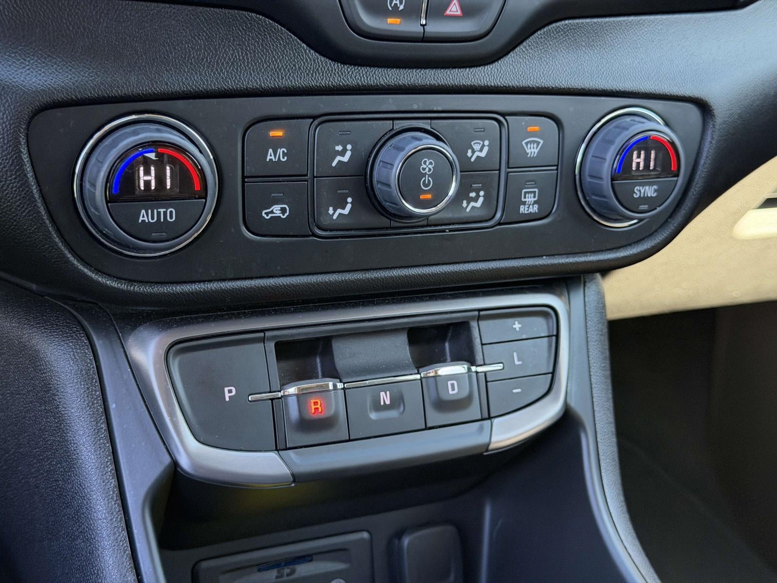 2024 GMC Terrain AWD AT4