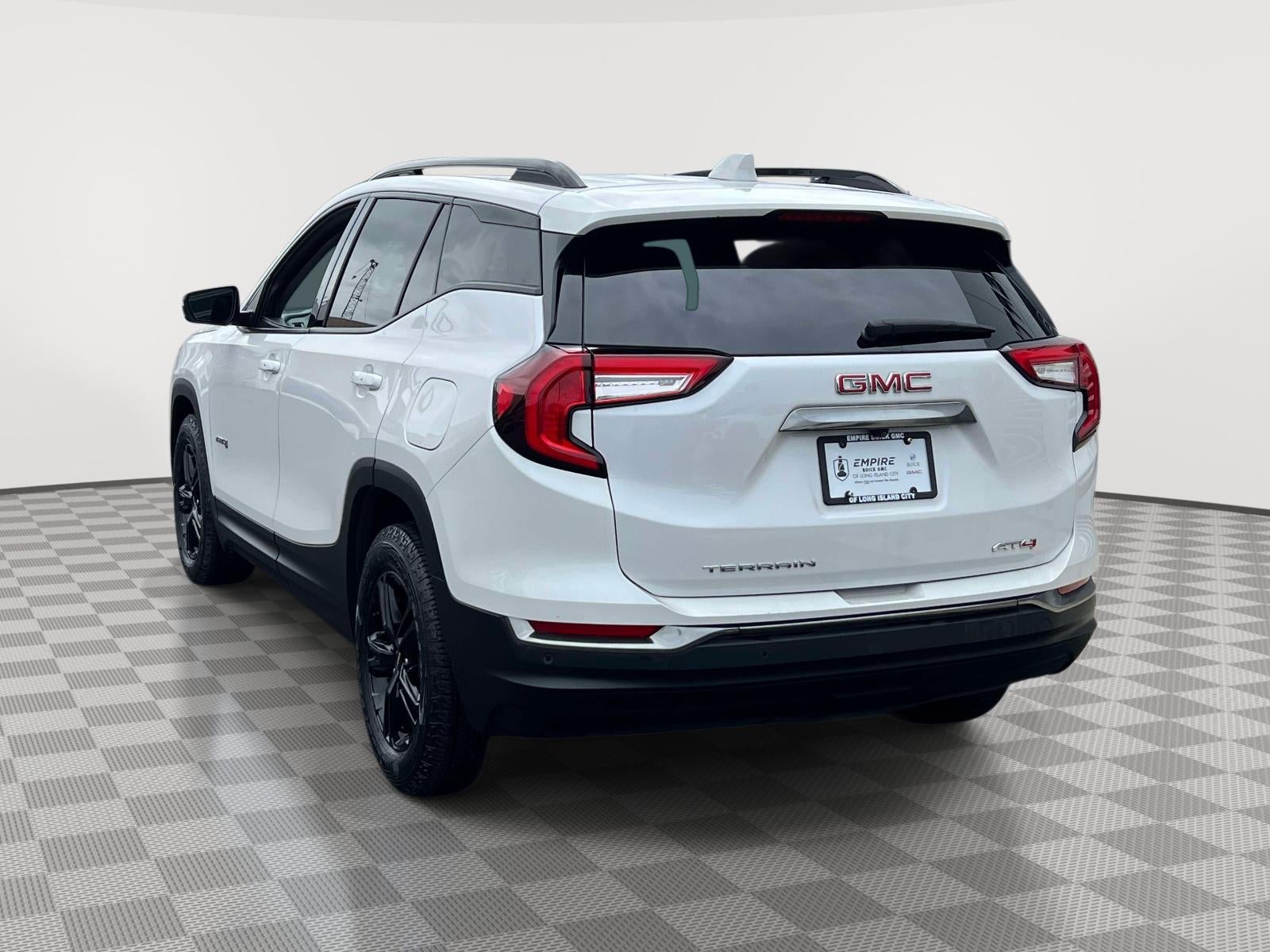 2022 GMC Terrain AWD AT4
