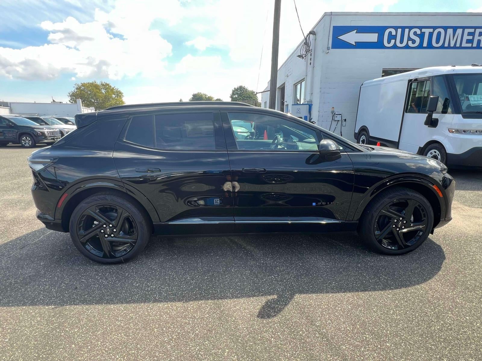 2025 Chevrolet Equinox EV RS