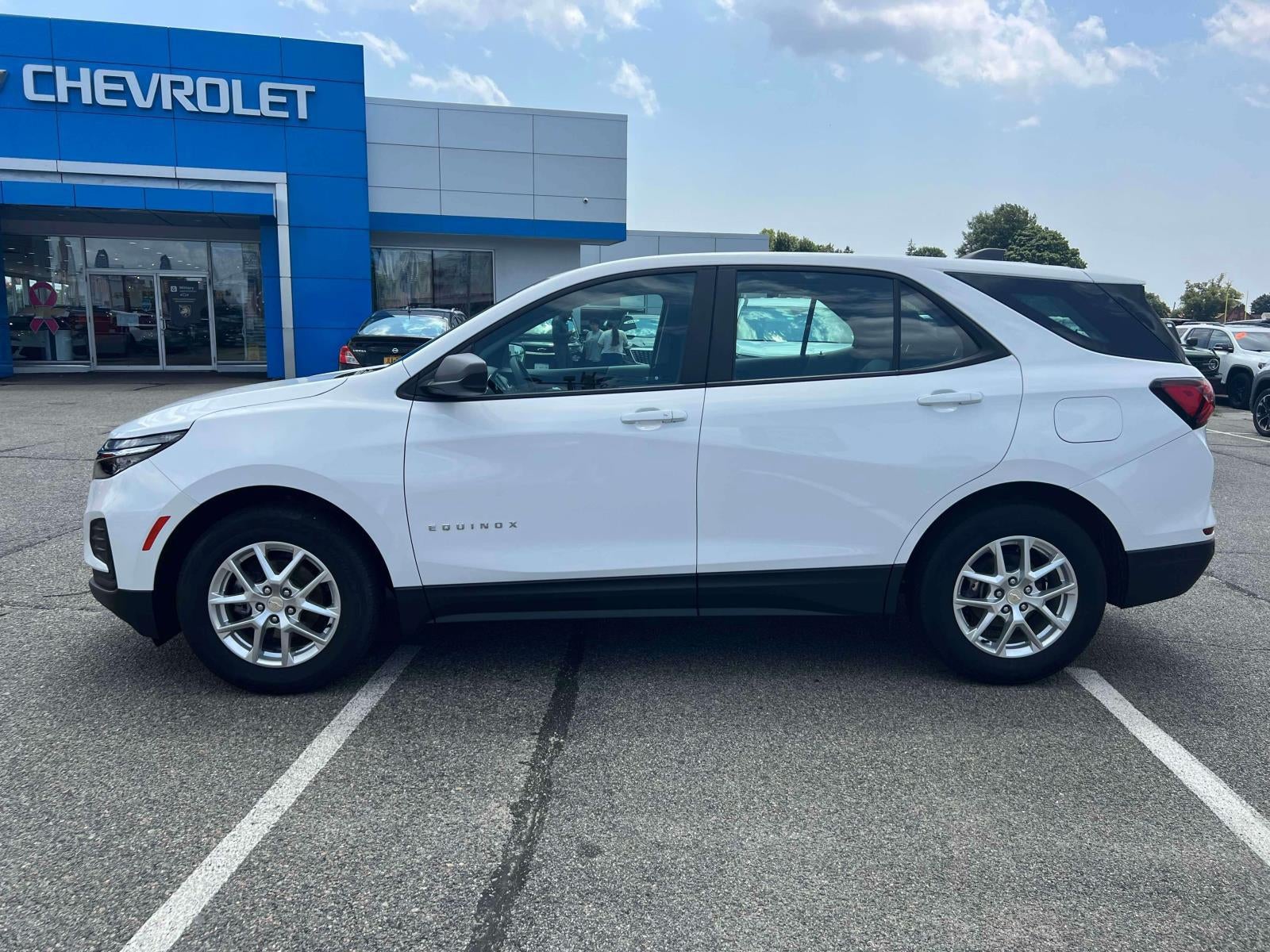 2024 Chevrolet Equinox FWD LS