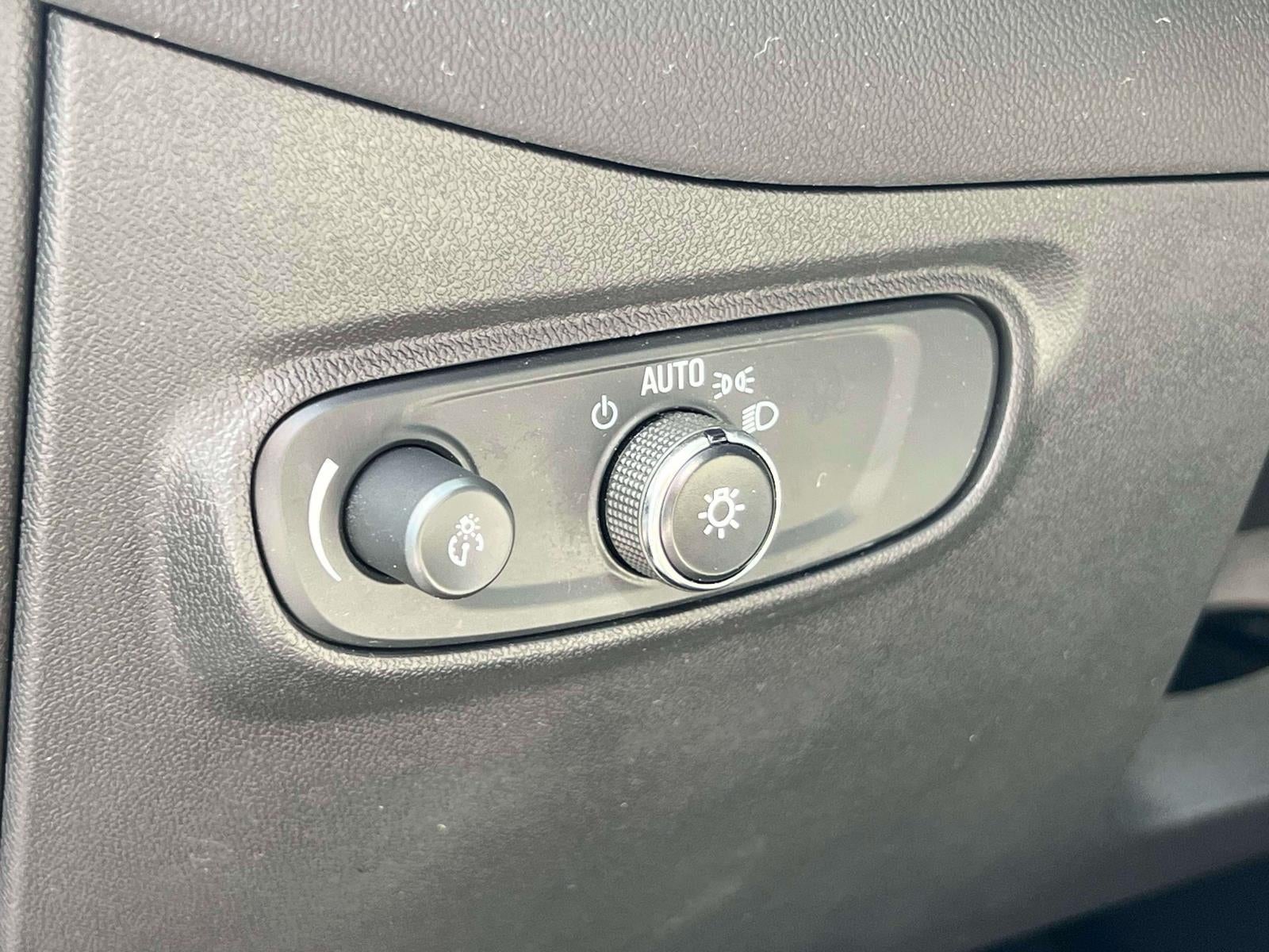 2023 Chevrolet Equinox FWD LS