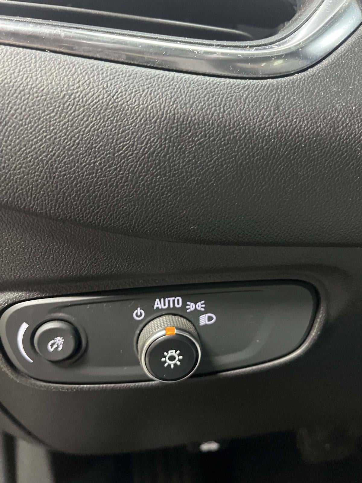 2022 Chevrolet Equinox FWD LS