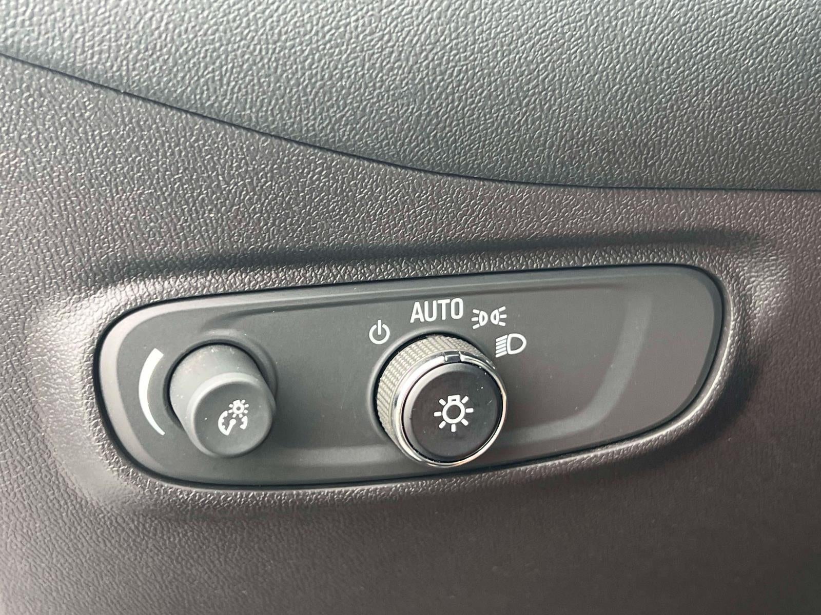 2022 Chevrolet Equinox FWD LT
