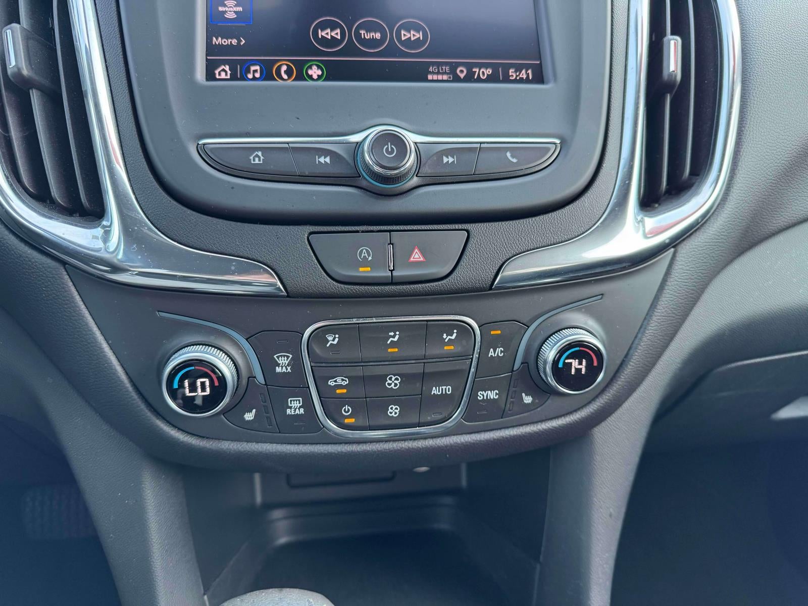 2022 Chevrolet Equinox FWD LT