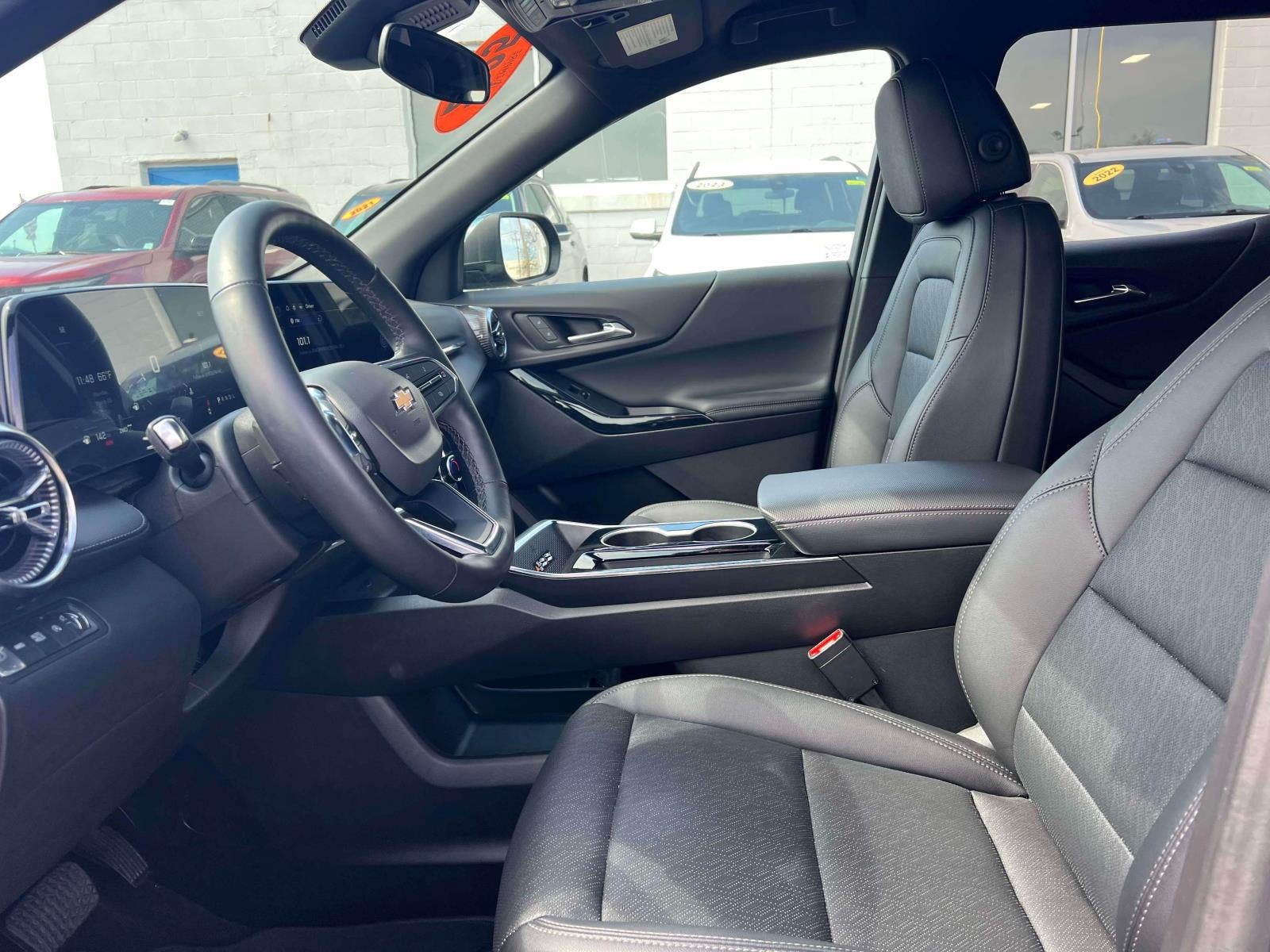 2025 Chevrolet Equinox AWD LT