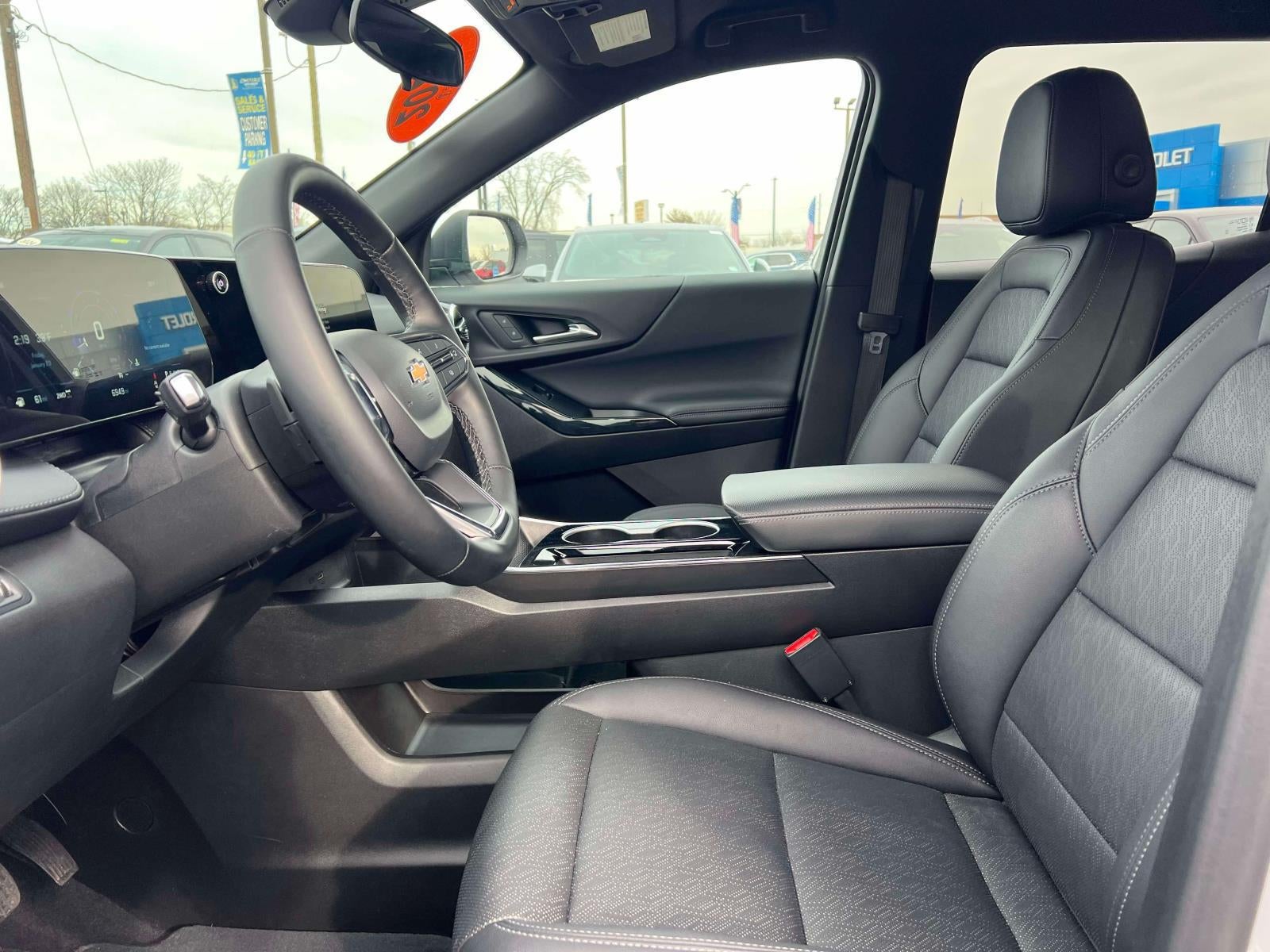 2025 Chevrolet Equinox AWD LT