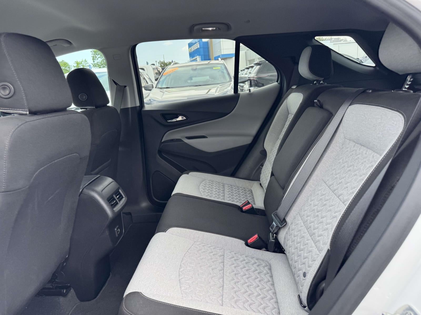 2023 Chevrolet Equinox AWD LS