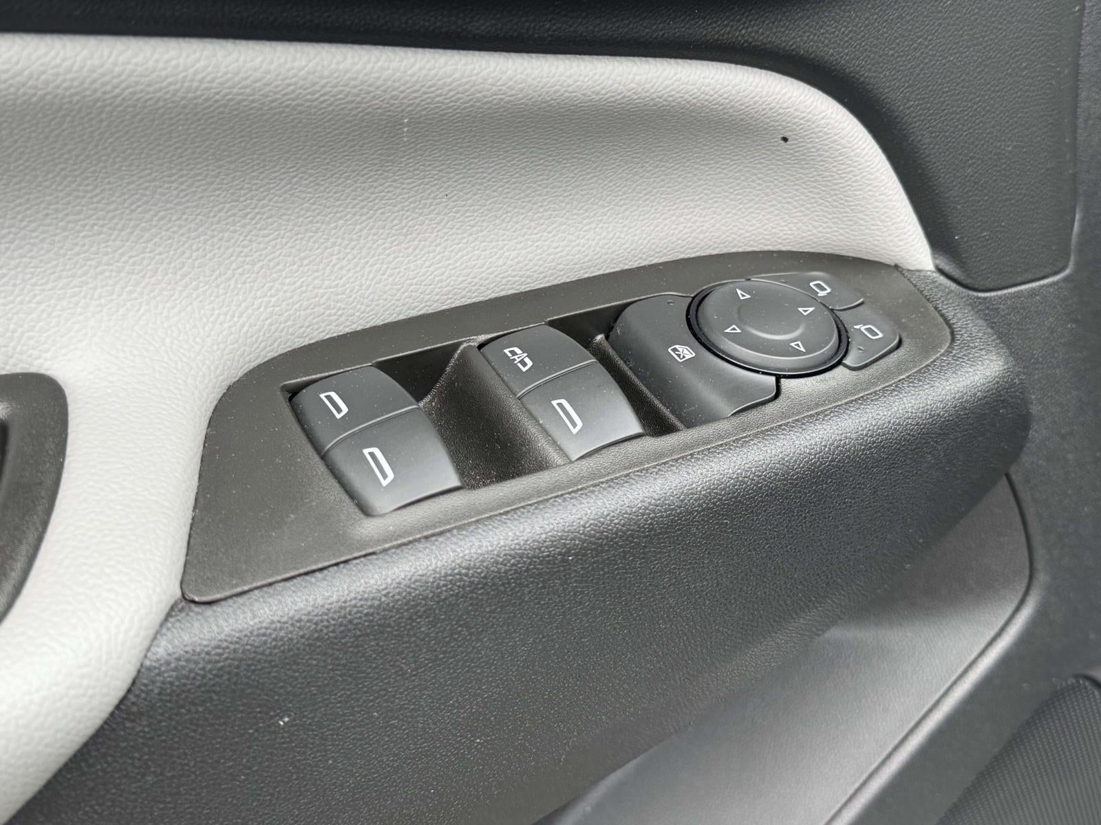 2023 Chevrolet Equinox AWD LS