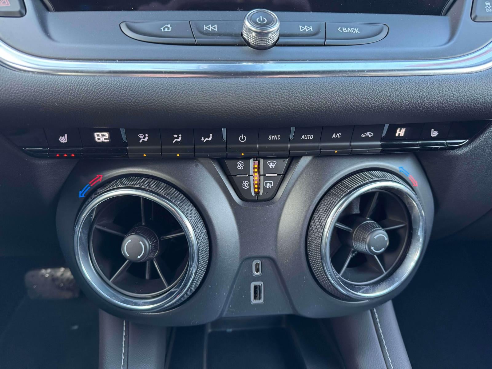 2023 Chevrolet Blazer AWD 2LT