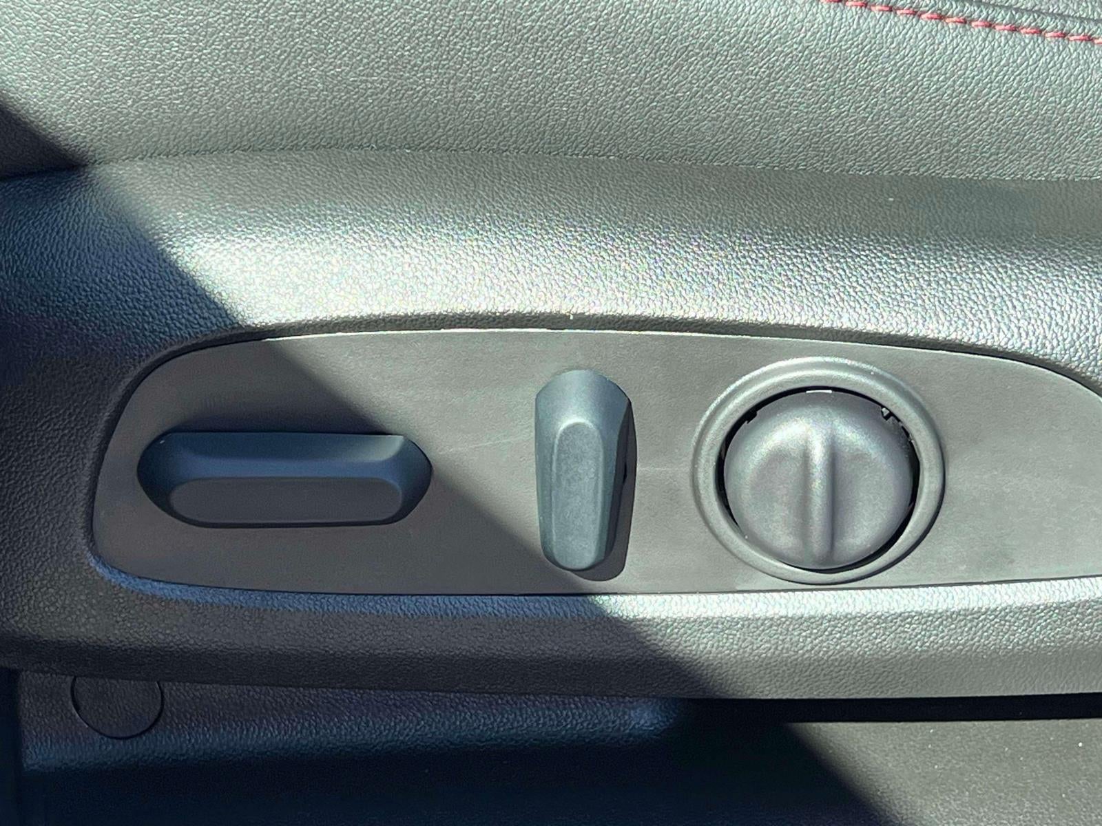 2025 Chevrolet Blazer AWD RS