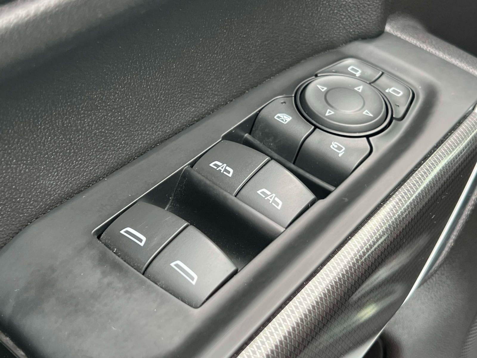 2021 GMC Sierra 1500 4WD Crew Cab Short Box AT4