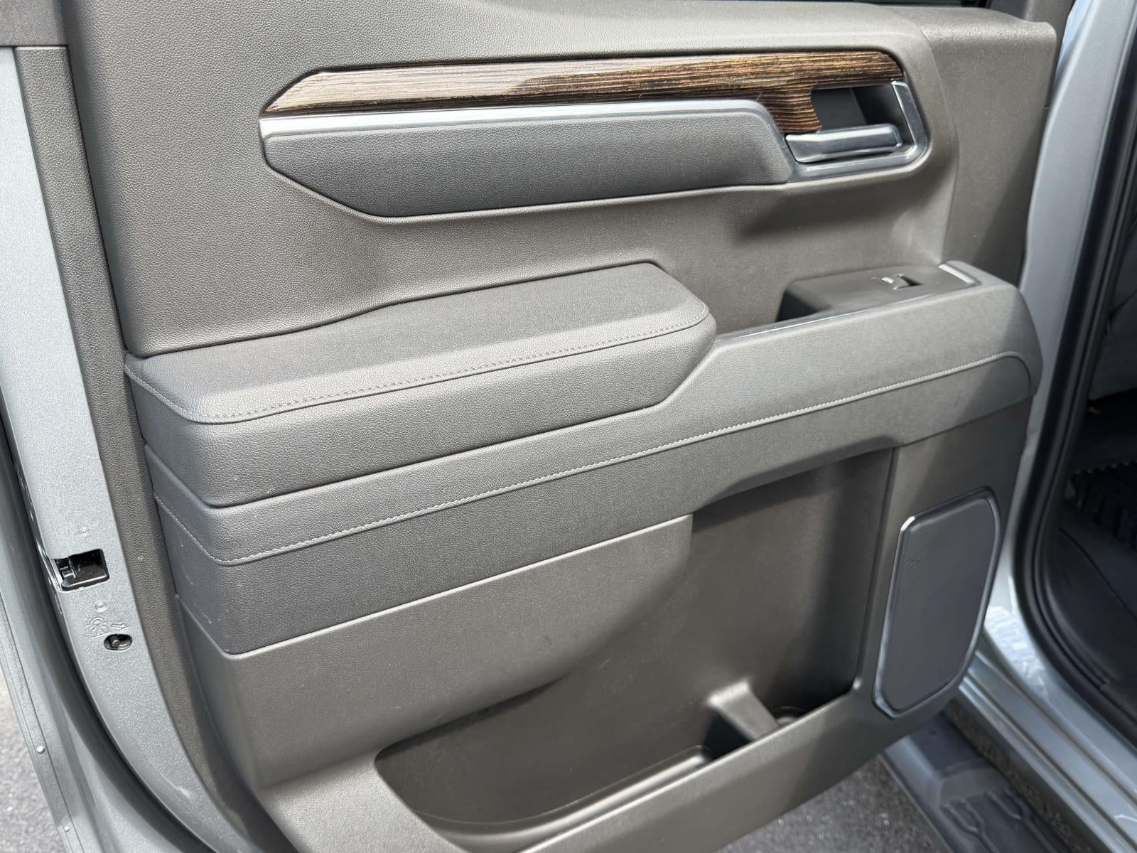 2026 GMC Sierra 1500 Crew Cab, Short Bed, SLE, 4WD