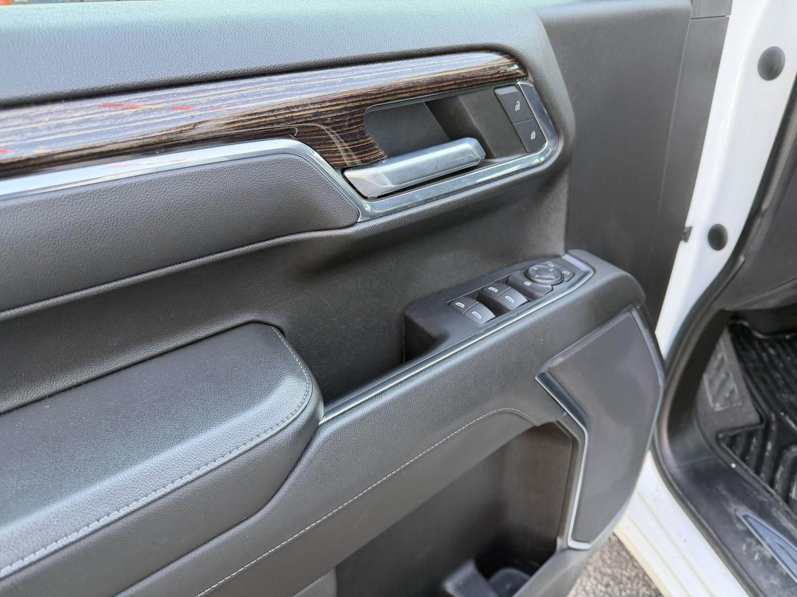 2022 GMC Sierra 1500 4WD Crew Cab Short Box Elevation