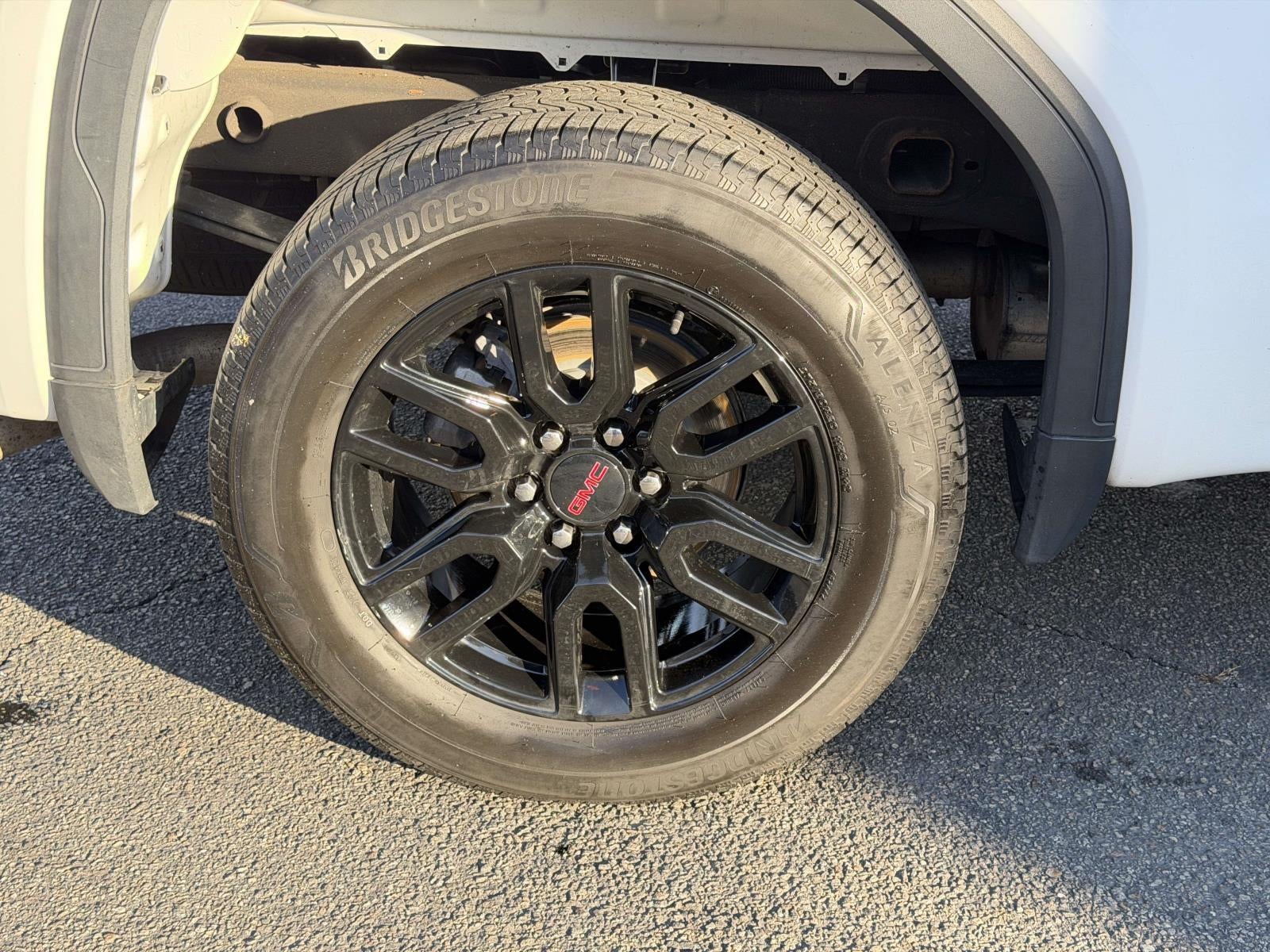 2022 GMC Sierra 1500 4WD Crew Cab Short Box Elevation