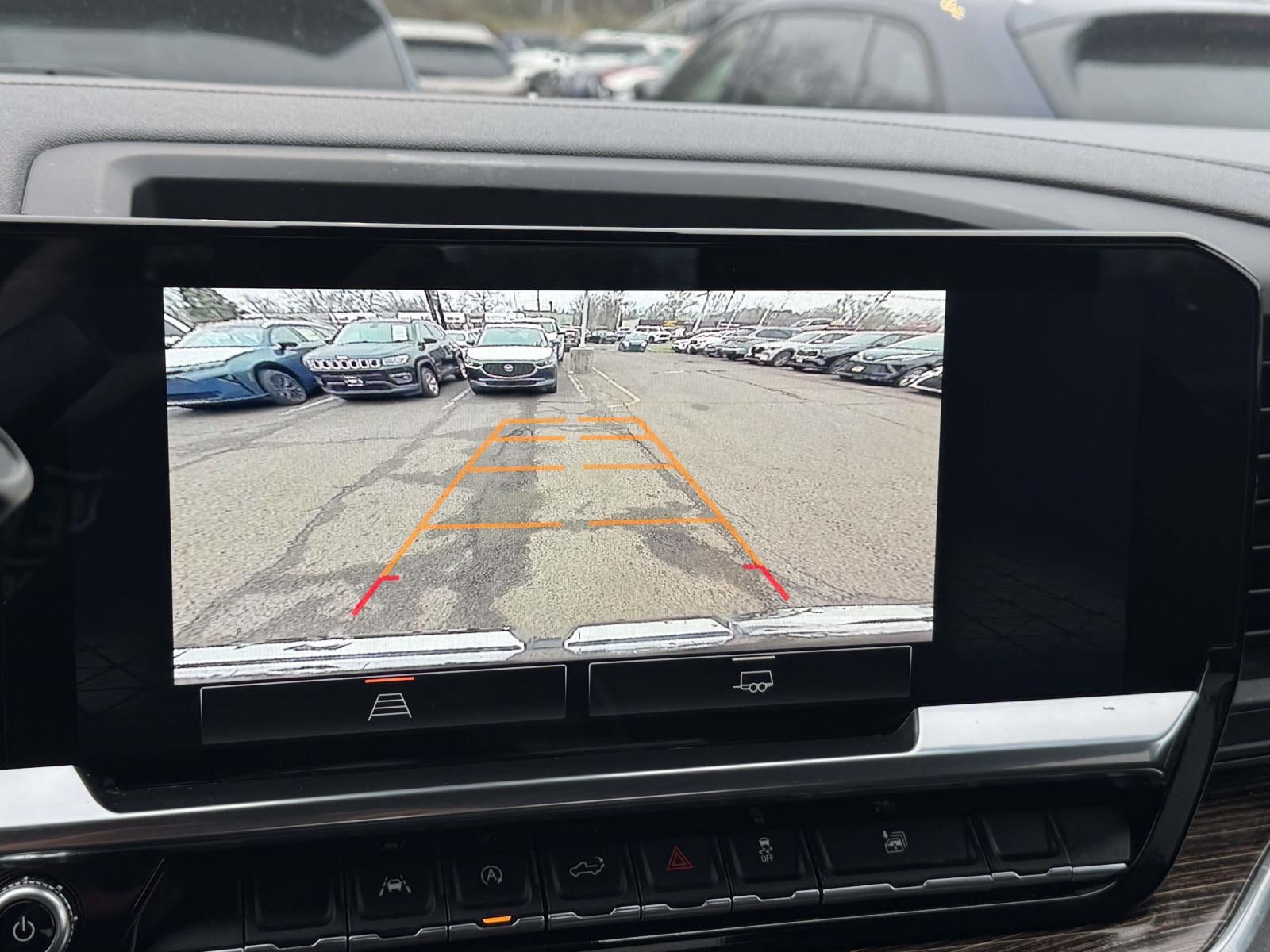 2023 GMC Sierra 1500 4WD Crew Cab Short Box Elevation with 3SB