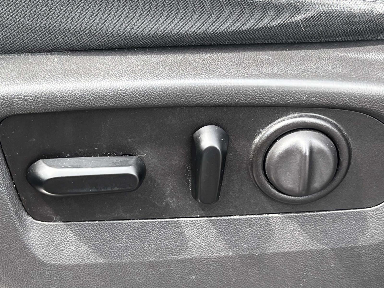 2020 GMC Sierra 1500 4WD Crew Cab Short Box Elevation