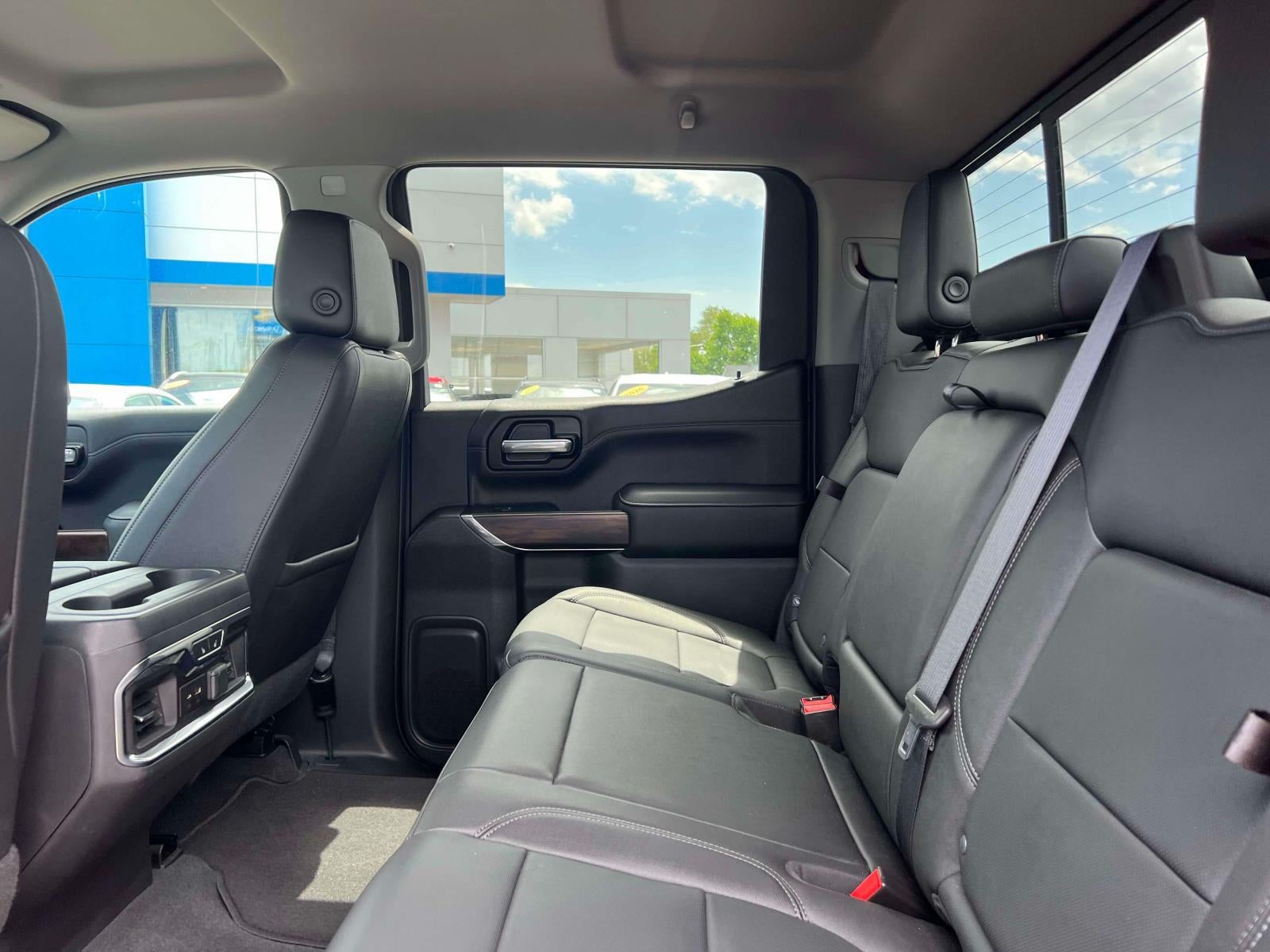 2021 GMC Sierra 1500 4WD Crew Cab Short Box SLT