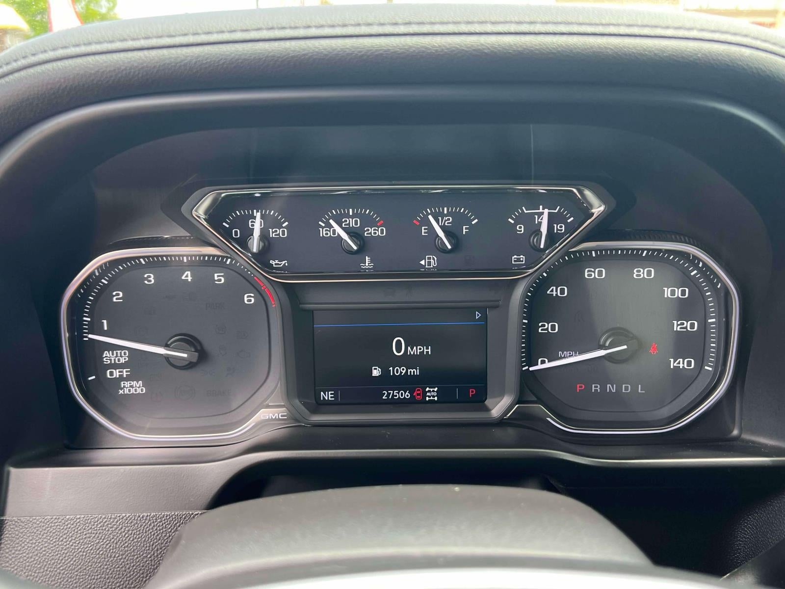 2021 GMC Sierra 1500 4WD Crew Cab Short Box SLT