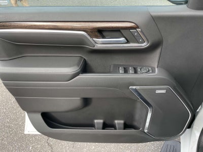 2022 GMC Sierra 1500 4WD Crew Cab Short Box Elevation