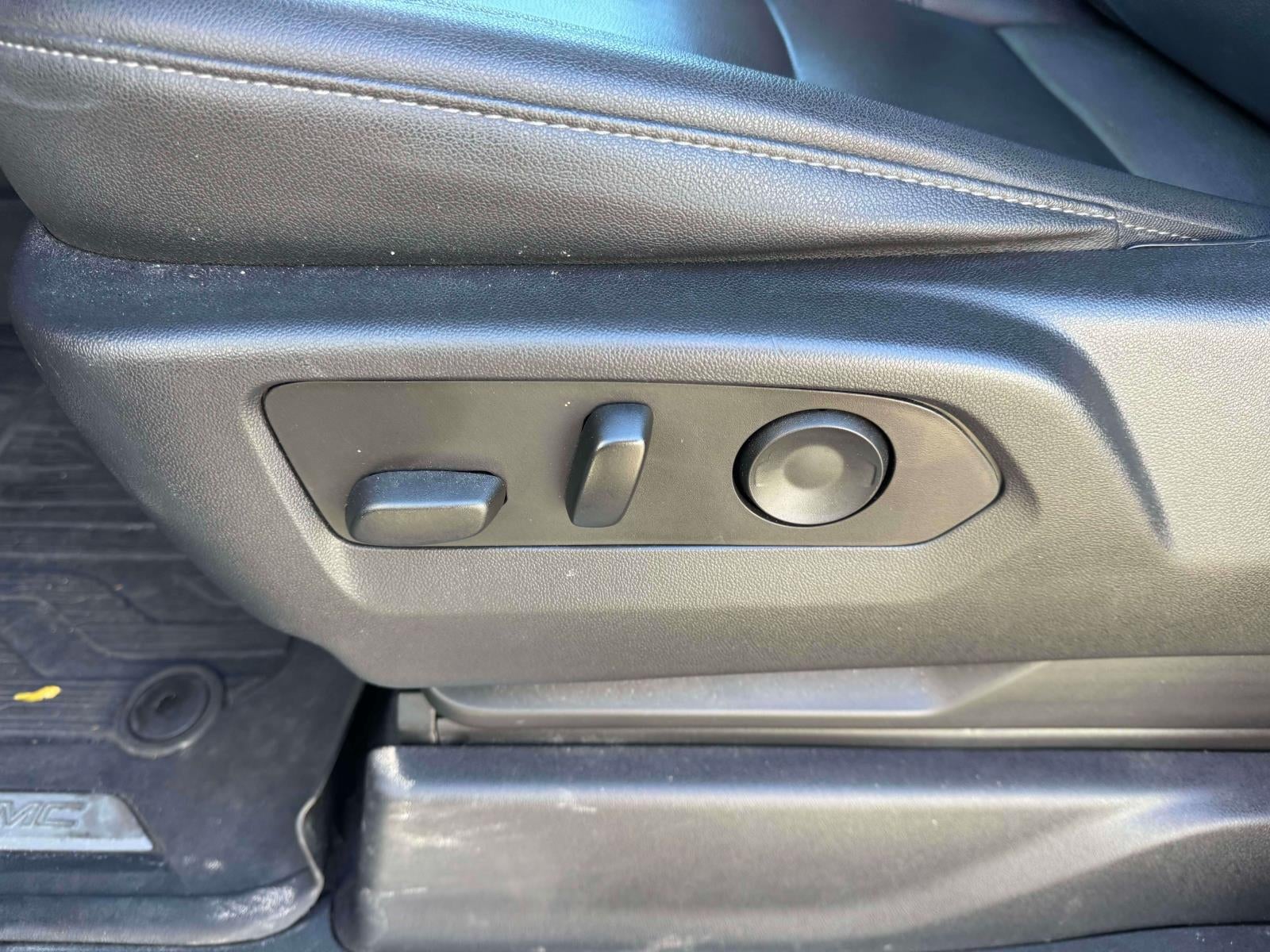 2022 GMC Sierra 1500 4WD Crew Cab Short Box Elevation