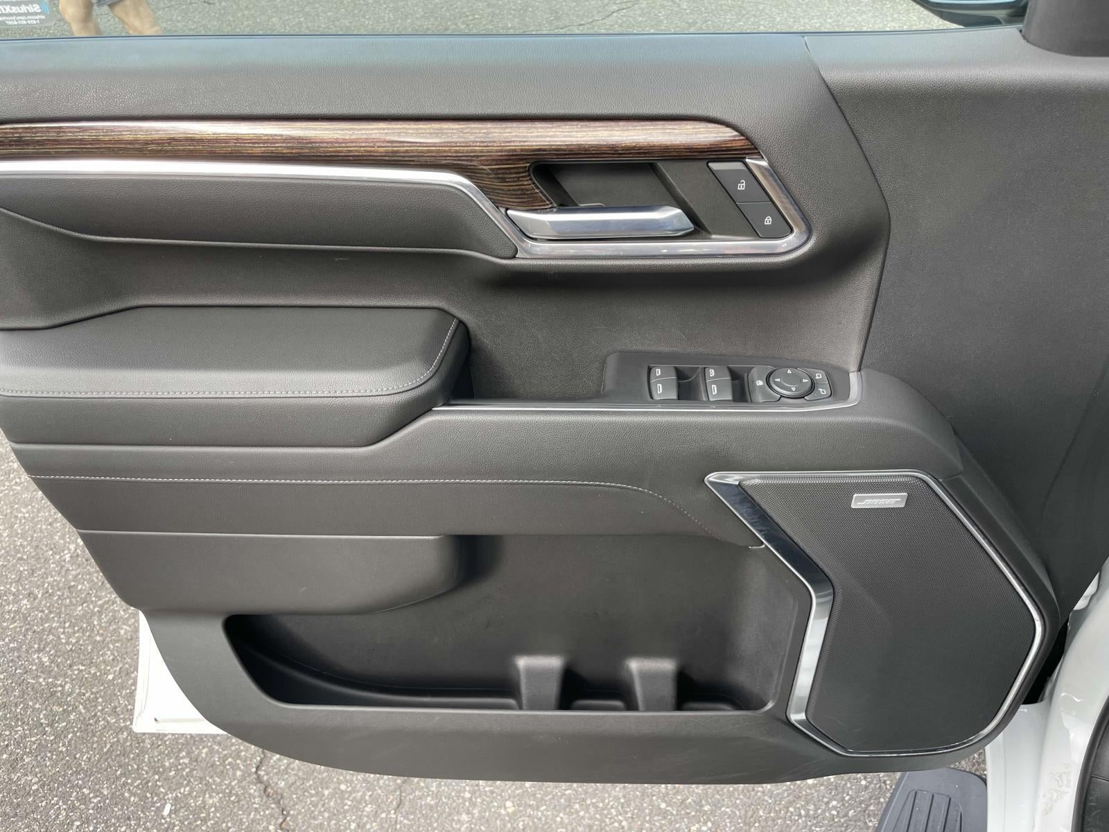 2022 GMC Sierra 1500 4WD Crew Cab Short Box Elevation