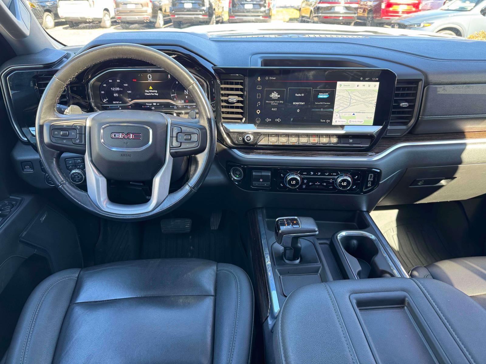 2022 GMC Sierra 1500 4WD Crew Cab Short Box Elevation