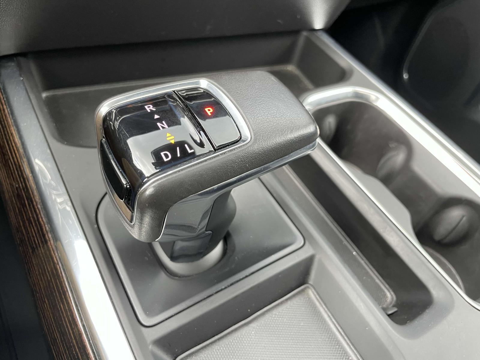 2022 GMC Sierra 1500 4WD Crew Cab Short Box Elevation
