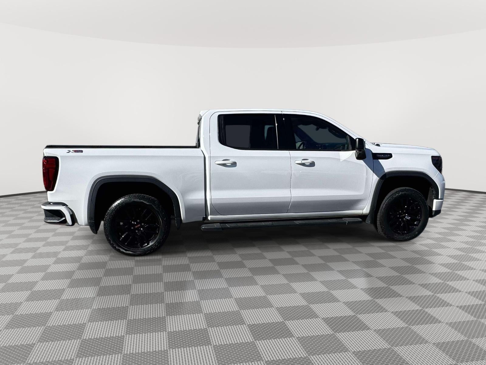 2022 GMC Sierra 1500 4WD Crew Cab Short Box Elevation