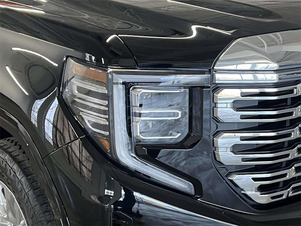 2023 GMC Sierra 1500 4WD Crew Cab Short Box Denali