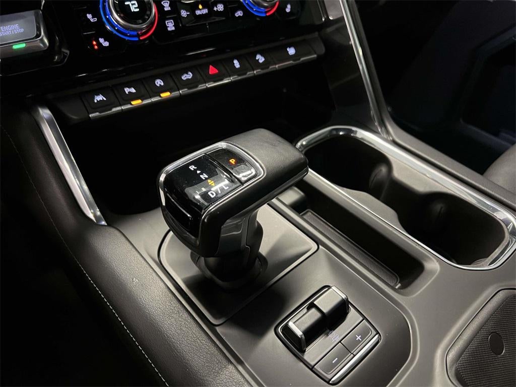 2023 GMC Sierra 1500 4WD Crew Cab Short Box Denali