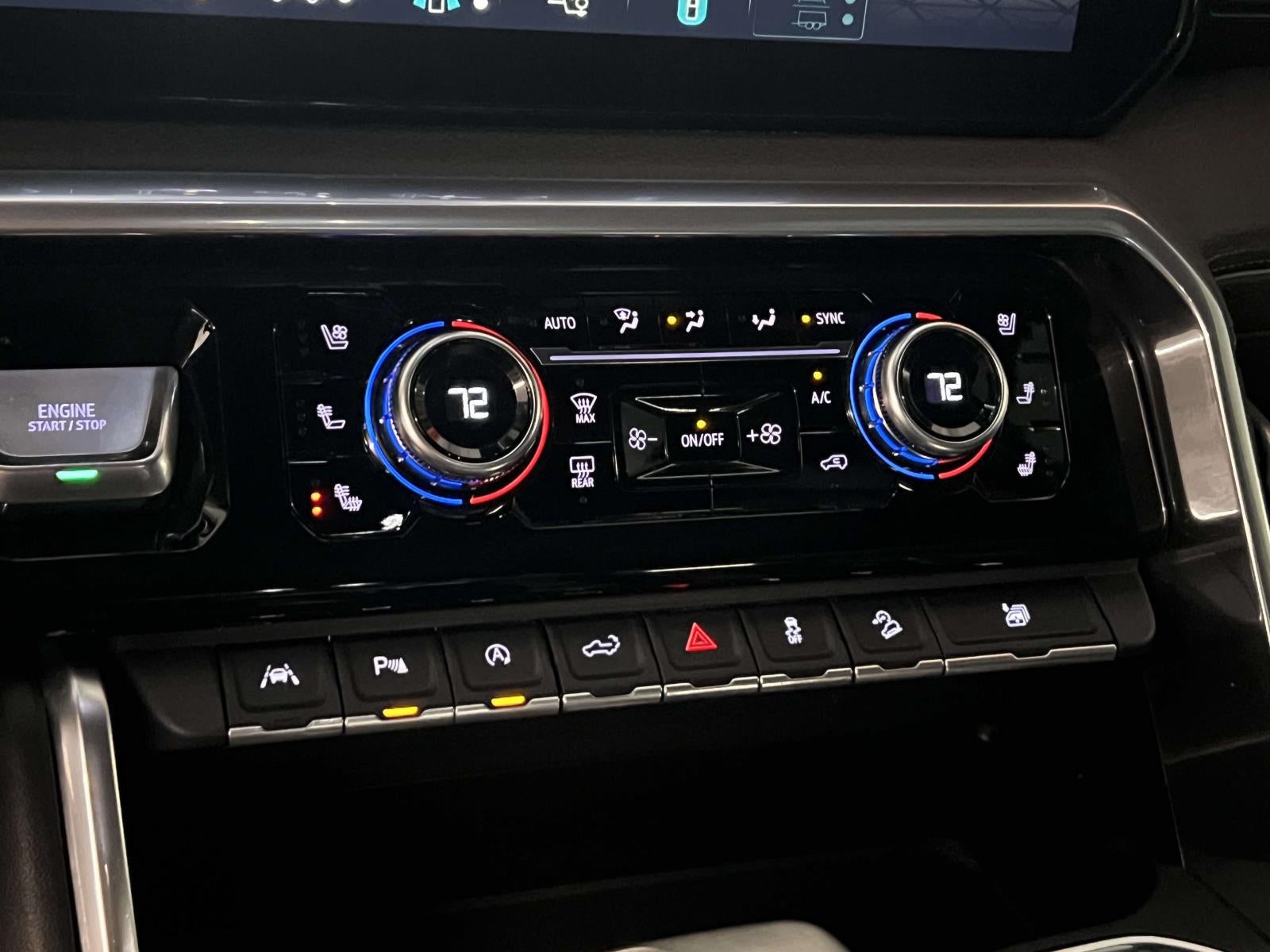 2023 GMC Sierra 1500 4WD Crew Cab Short Box Denali