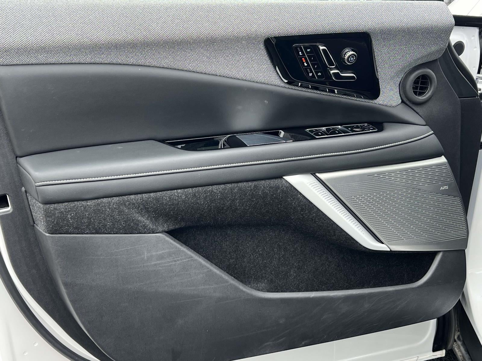 2025 Cadillac OPTIQ Sport 2 AWD