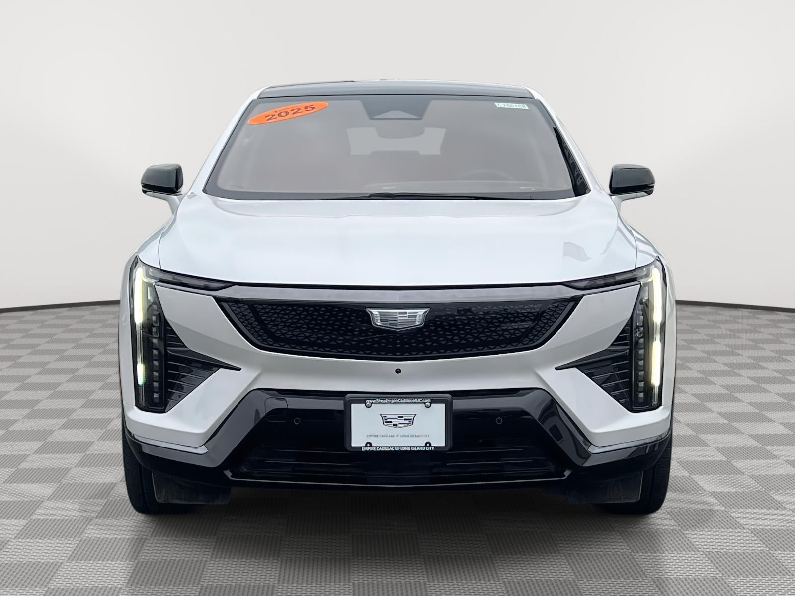 2025 Cadillac OPTIQ Sport 2 AWD