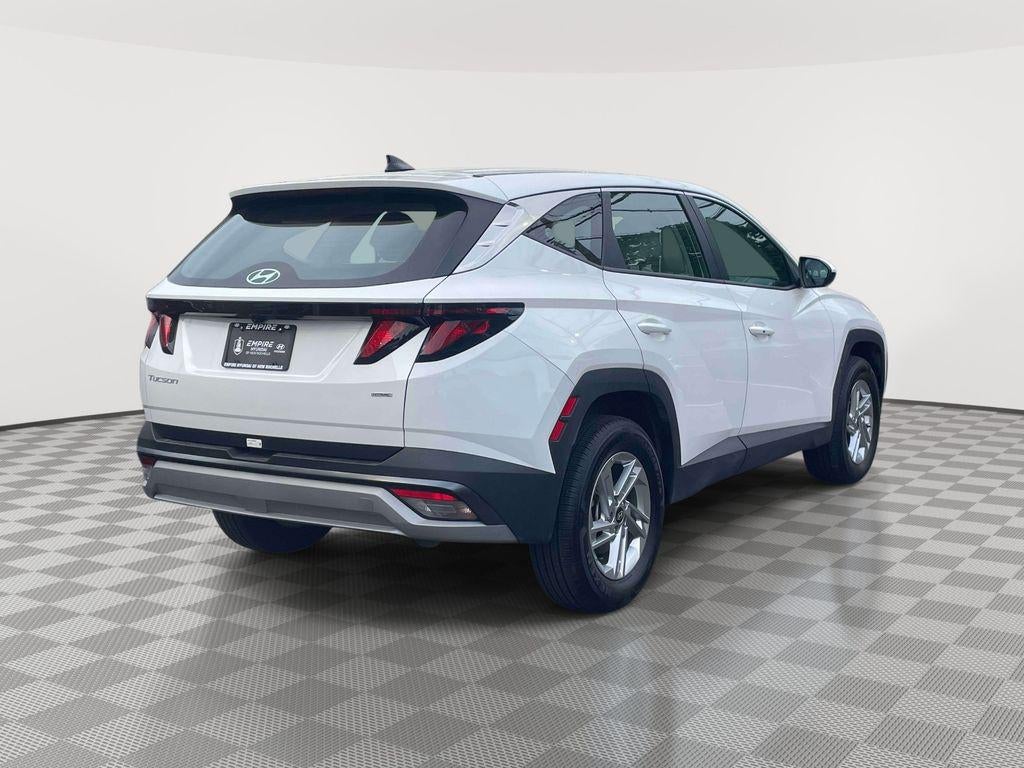 2025 Hyundai Tucson SE