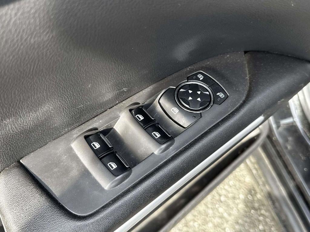 2013 Lincoln MKZ Base