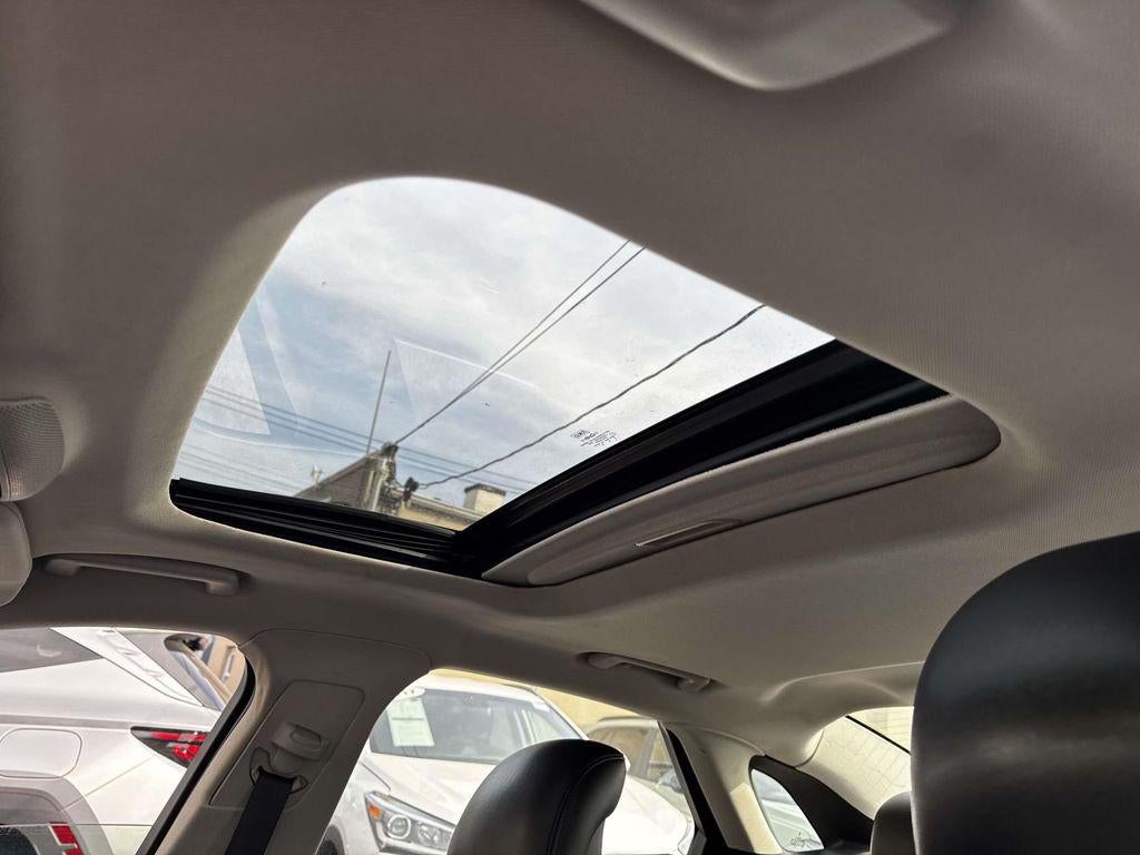 2013 Lincoln MKZ Base