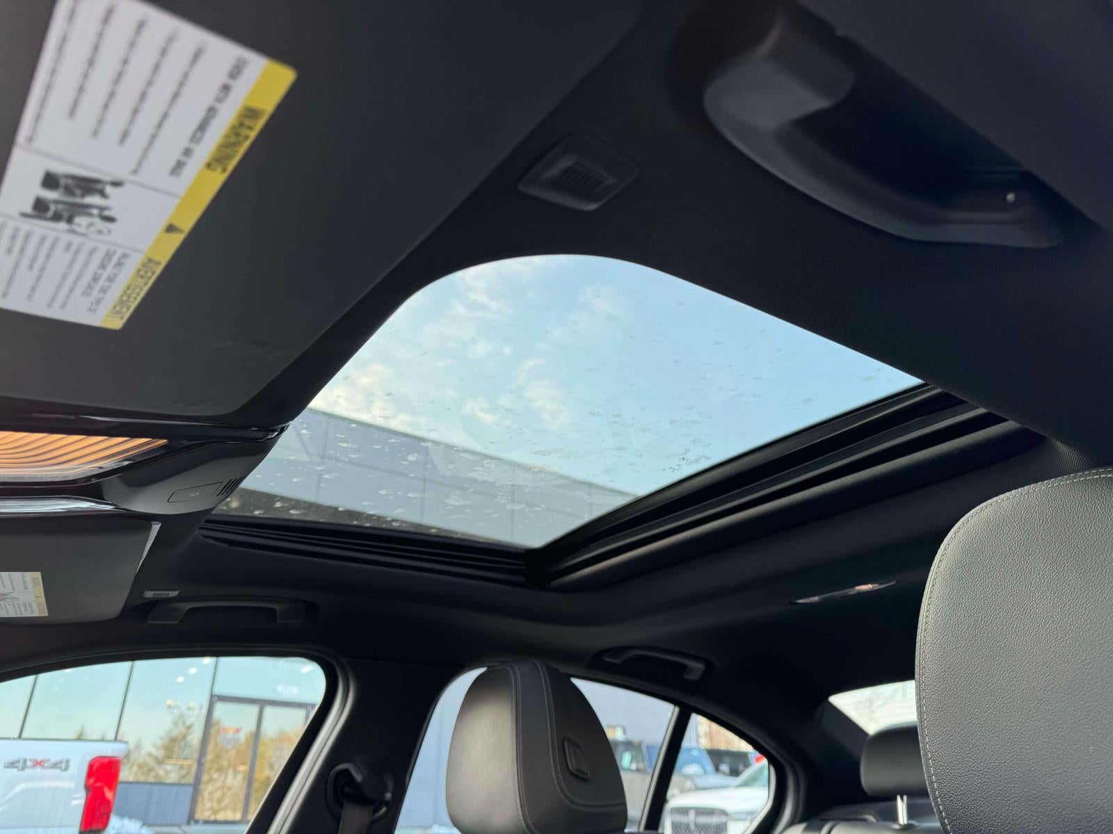 2021 BMW 330i xDrive