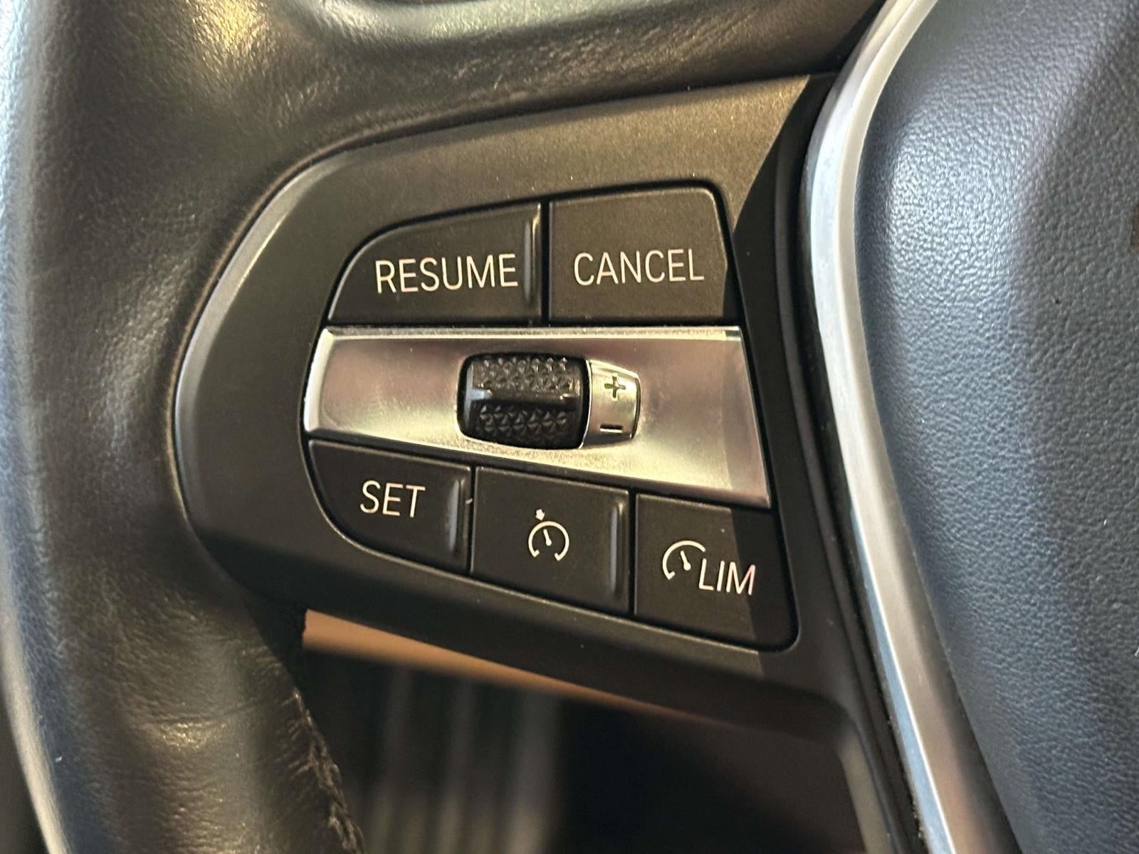 2022 BMW 330i xDrive