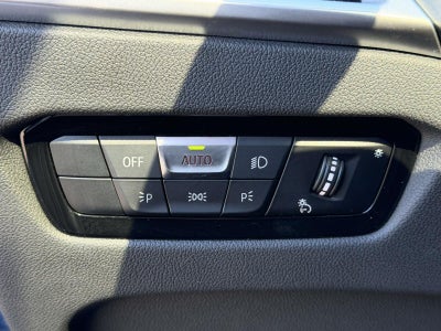 2025 BMW 330i 330i